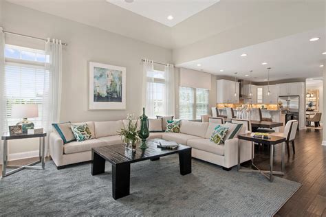 Paramount Homes .
